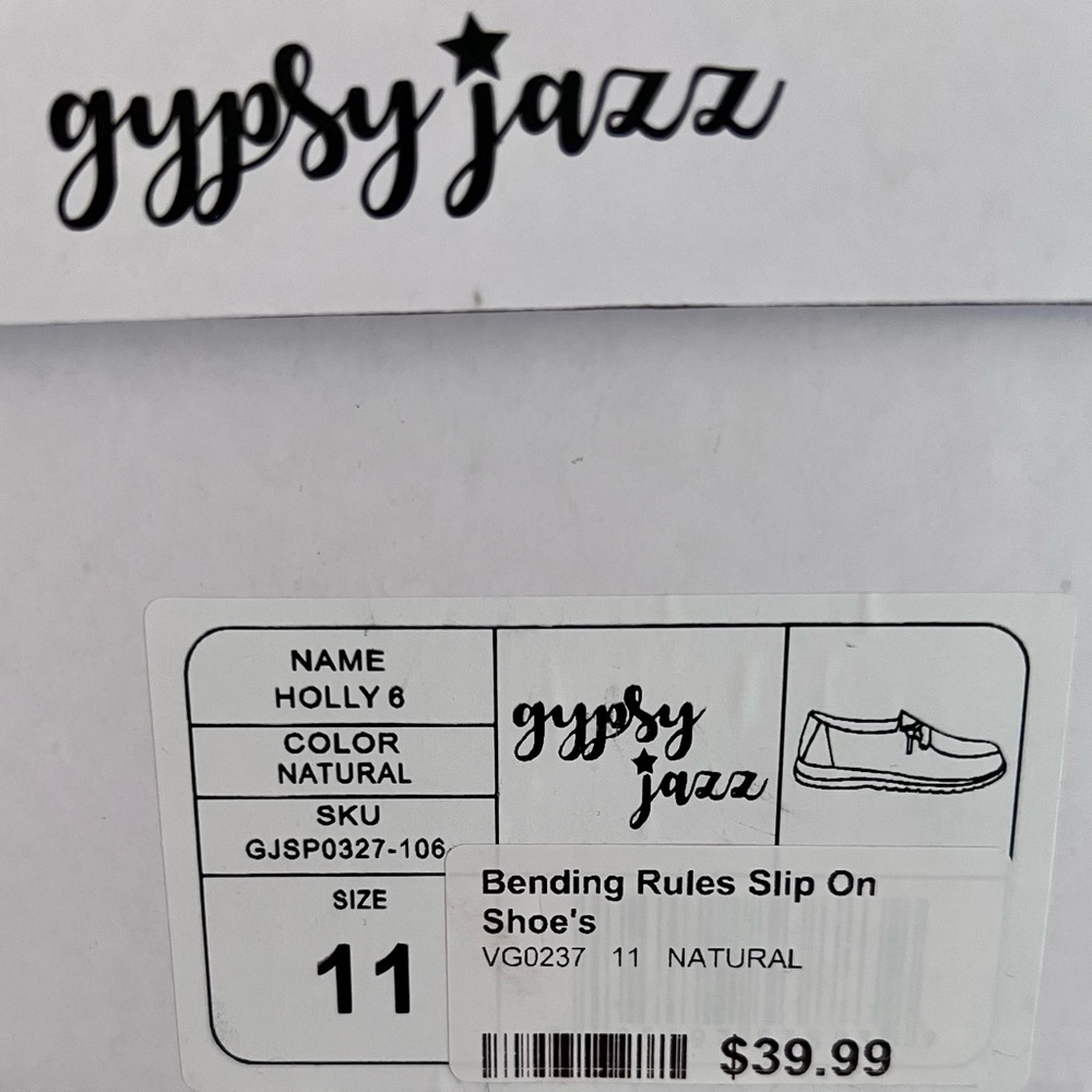 Gypsy Jazz slip on, NWT, color natural with beautiful floral lining, SZ 11 - Picture 7 of 7